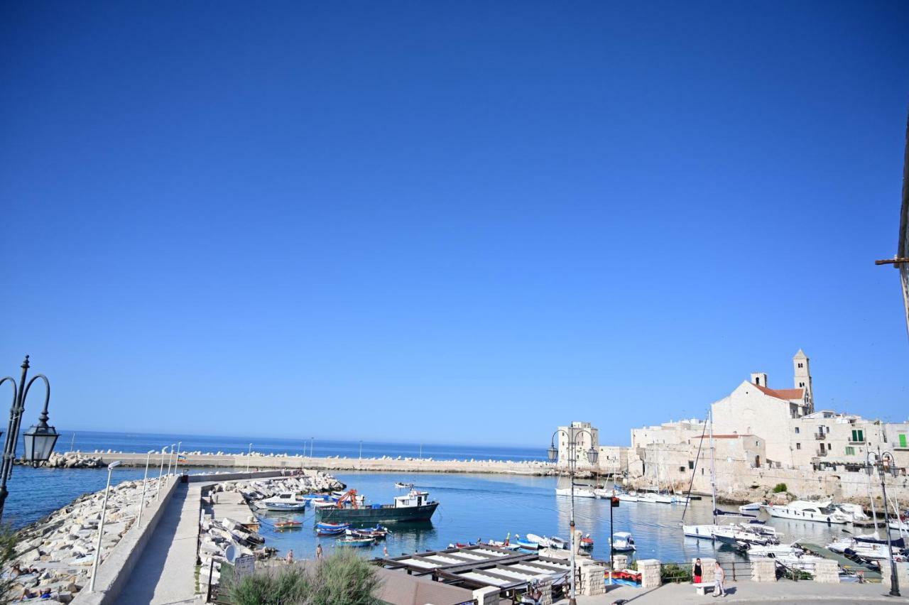 La Magia Del Mare Villa โจวีนัซโซ ภายนอก รูปภาพ